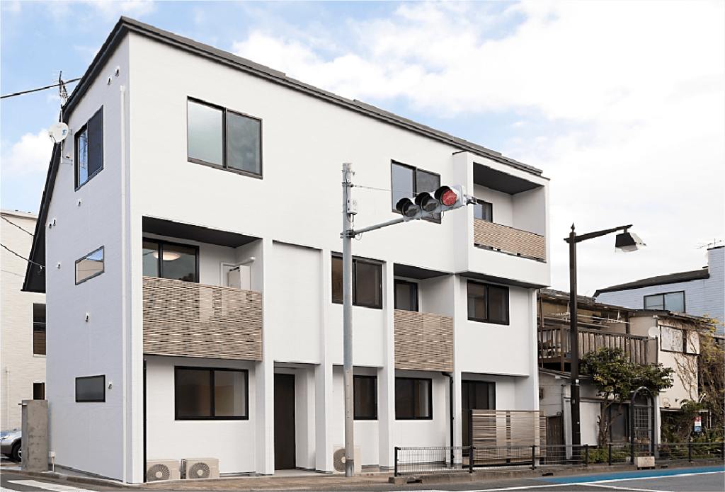 建築会社が建てたアパートの外観