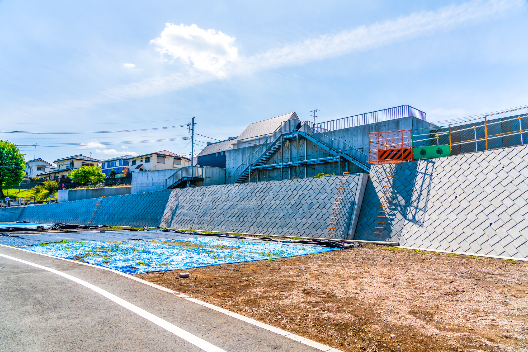 擁壁のある土地