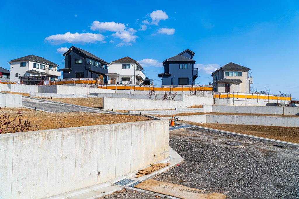 高台の家が建つ前の土地
